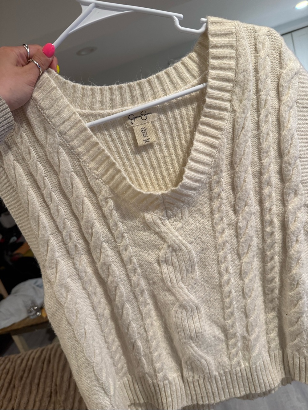 Jessica Simpson Cream Cable-Knit V-Neck Sweater Vest